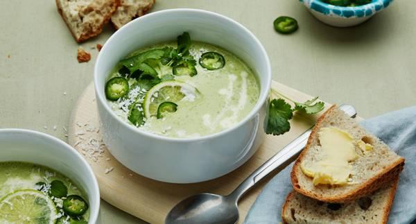 Grönärtssoppa med kokosmjölk och grön chili
