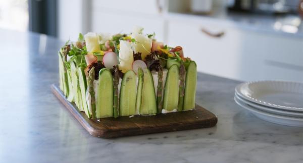 Smörgåstårta med ost och skinka