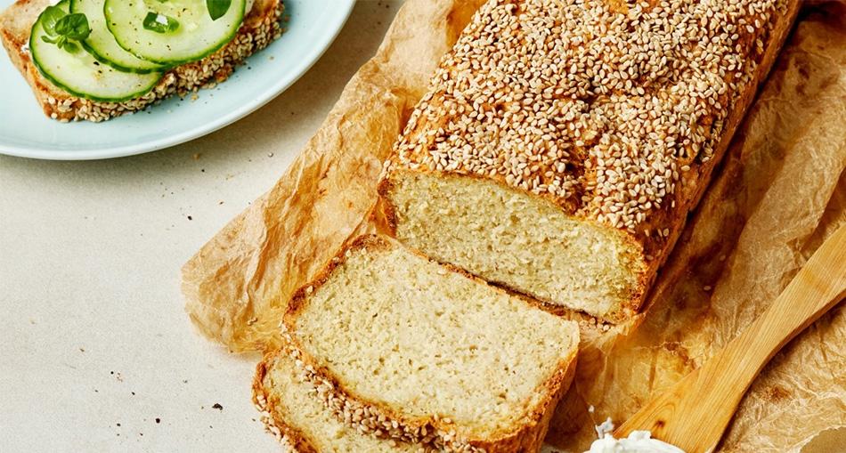 Yoghurtbröd med sesamfrön