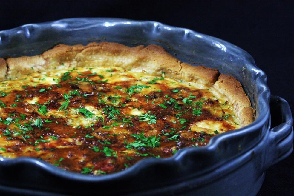 Lökig paj med Gorgonzola