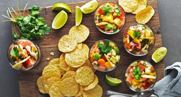 Ceviche med lax och räkor