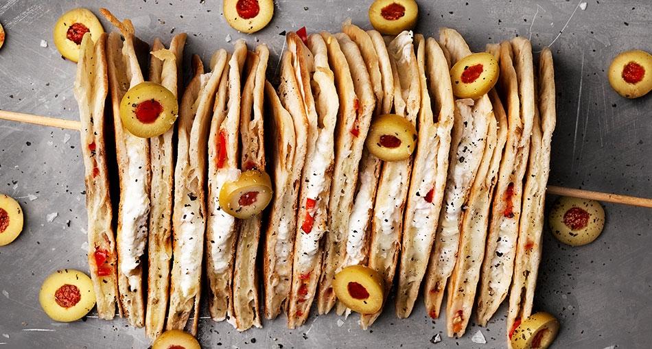 Quesadillas med chévre och gröna oliver