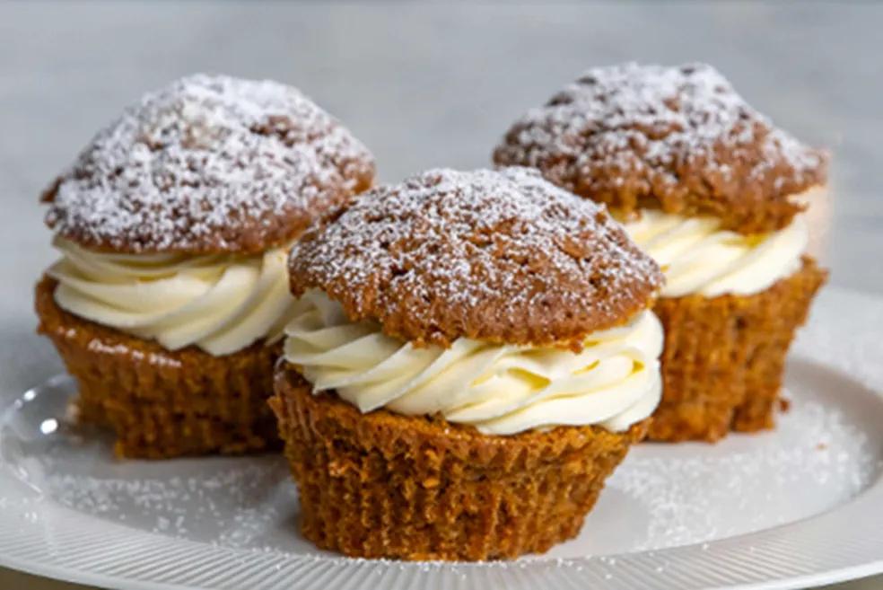 Morotskakssemla ”momla”