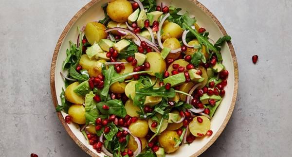 Kall potatissallad med granatäpple