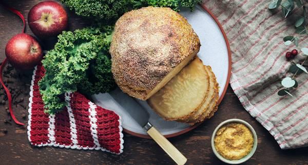 Vegetarisk "julskinka" på miso/sojakokt rotselleri, griljerad på klassiskt vis