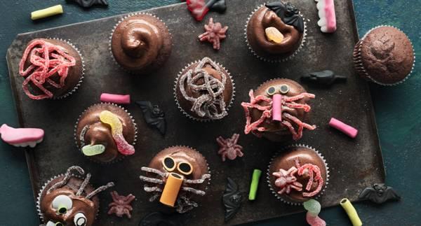 Busiga chokladmuffins med frosting