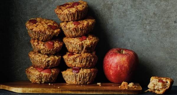 Frukostmuffins med äpple och havre