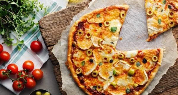 Pizza quattro formaggi