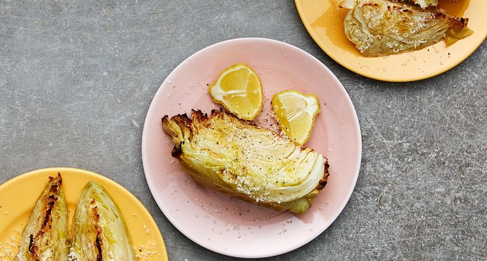 Ugnsbakad vitkål med parmesan och citron