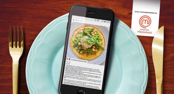 Vårig omelett med vinägrettdressade grönsaker, krispiga kikärtor och kesoröra med soltorkad tomat