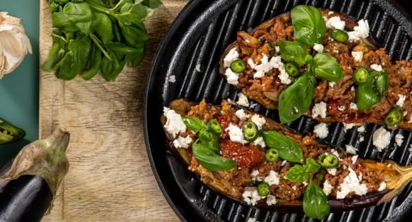 Quinoa- & köttfärsfylld aubergine