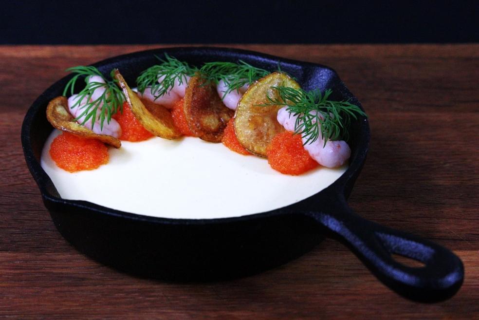 Kall potatiskräm med chips