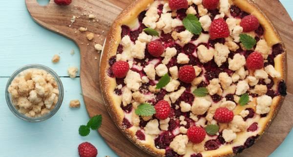 Cheesecake på keso och hallon